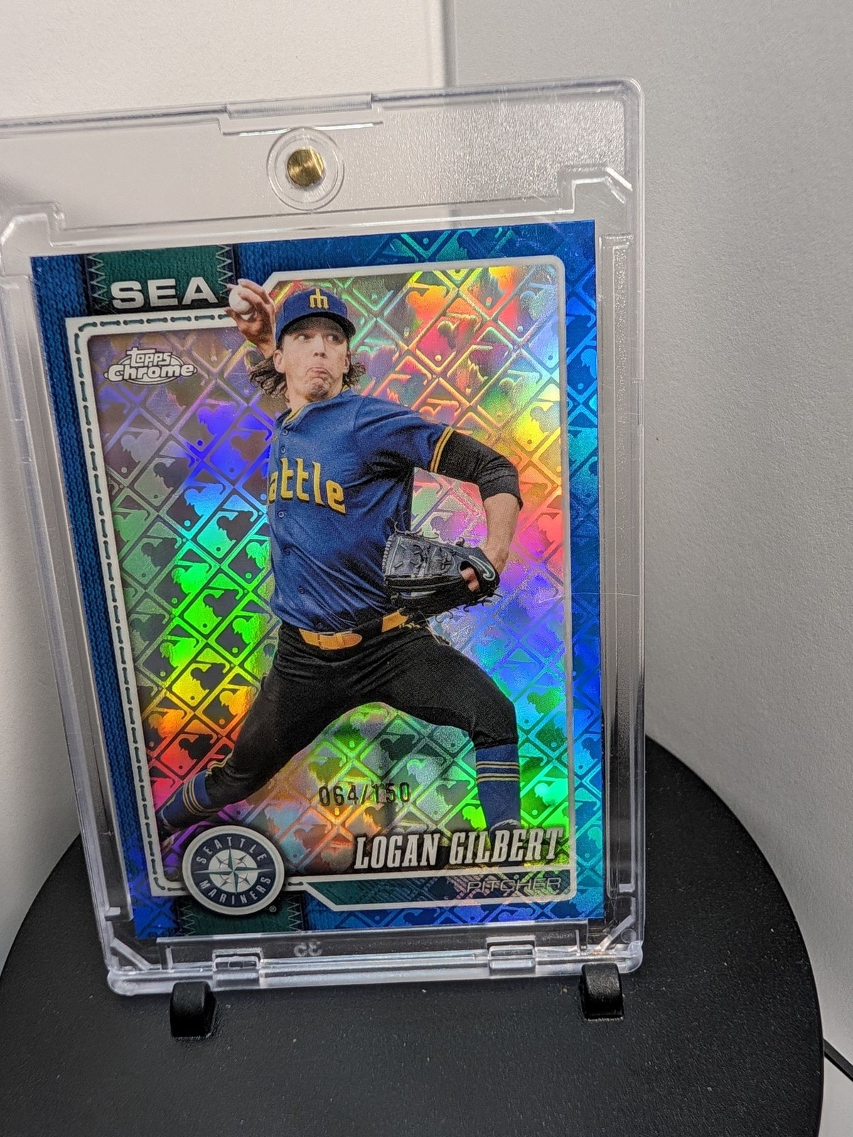 2026 Topps Chrome Logan Gilbert 176 Blue /150