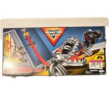 Monster Jam ThunderROARus Drop Playset 1:64 Exclusive Vehicle Lights  Sounds R  