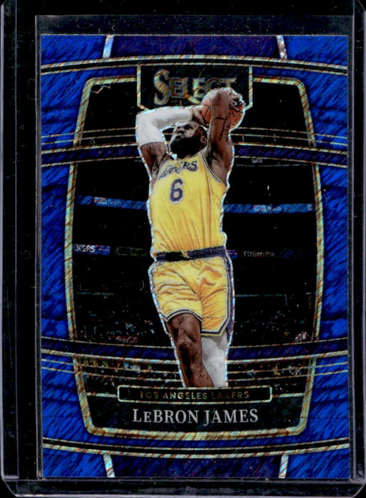 2021-22 Select LeBron James Blue Shimmer Prizm Concourse #100 Lakers