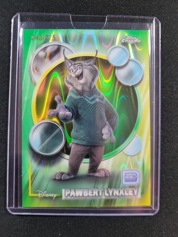 PAWBERT LYNXLEY 2026 Topps Chrome Disney /225 Green & Yellow Ray Wave Zootopia 2