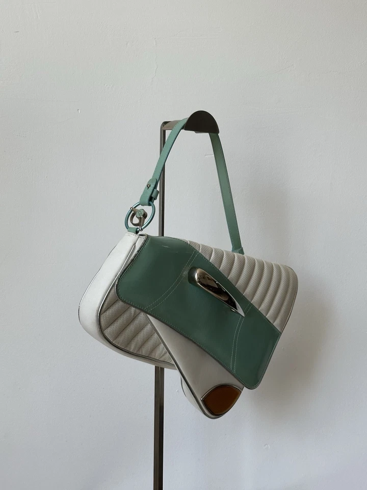 Bolsa de sillín ultra rara Dior x Galliano Cadillac Foto 3 de 4