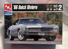 AMT ERTL 1966 Buick Riviera 1/25 Plastic Car ...