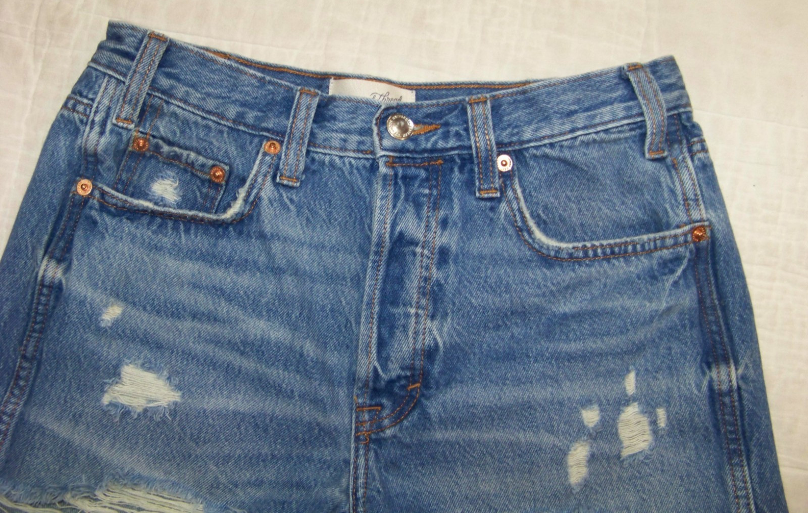 Women's Universal Thread Distressed Button Fly Je… - image 2