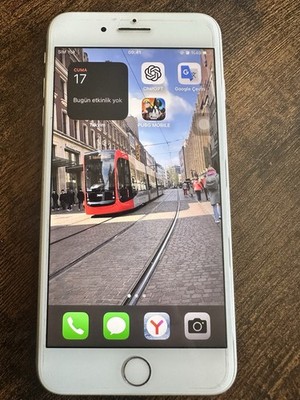 iPhone 8 Plus   Sehr gepflegt und einwandfrei