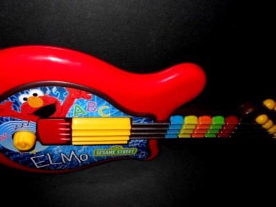 ミュージック Elmo Singing Machine Sesame Street Karaoke Plush Backpack, Sing Along