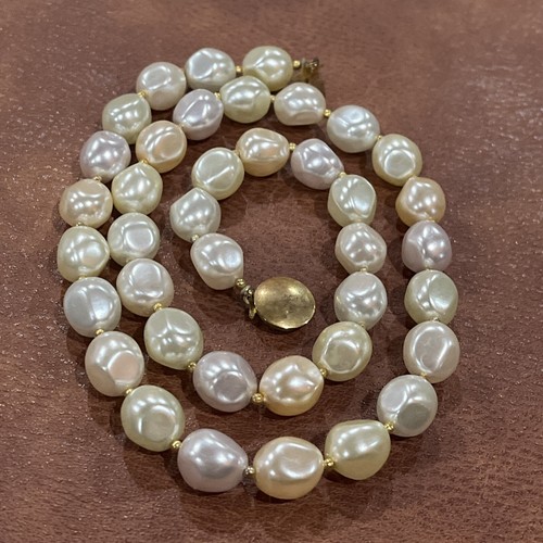 Vintage Light Pastel Thread Beaded Necklace Gold Tone Jewelry 22” - Picture 2 of 5