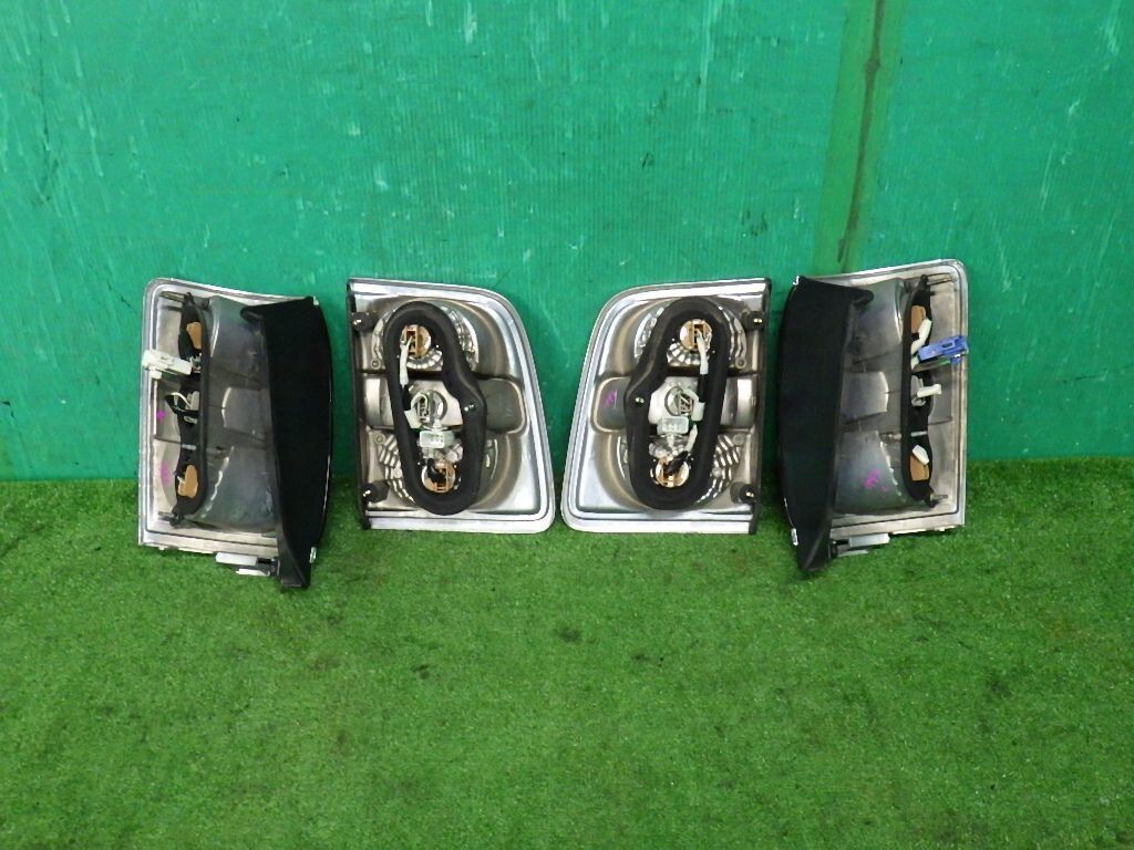 Toyota Crown Estate JZS171W Tail Lights Rear Lamps Set JDM