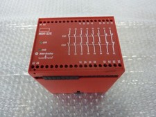 Allen-Bradley MSR122E Guardmaster Safety Relay 440R-E21358 Series A 23459