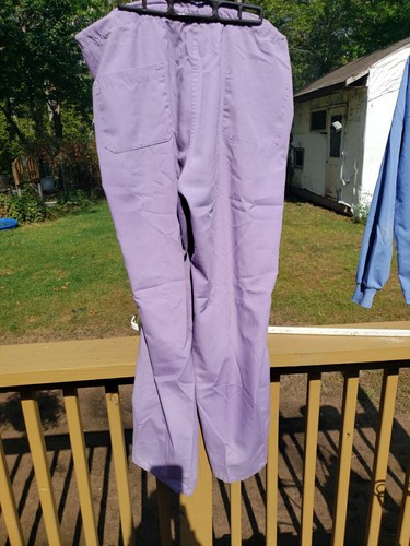 Dilly Purple Medium Scrub Set Floral Preowned - Picture 6 of 10