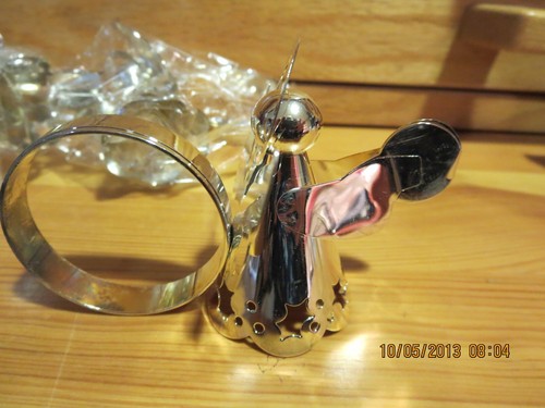 SET OF 4 METAL "ANGEL" NAPKIN RINGS--#R5-10 - Bild 9 von 24