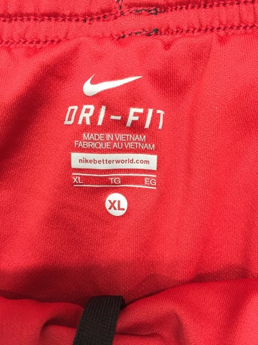 Nike Running Shorts Girls XL dri-fit black red pockets inside lined - Picture 3 of 11