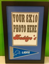 Detriot Lions Picture Frame W/ Mini Pennant. Displays 8x10 Vertical Photo