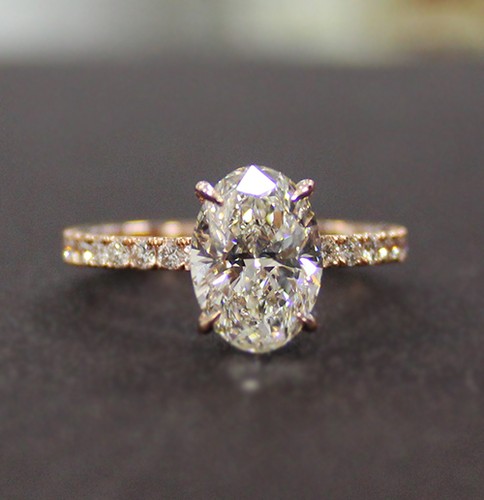 Natürlicher ovaler Pave-Diamant-Verlobungsring 2,30 kt - GIA-zertifiziert - Bild 4 von 4