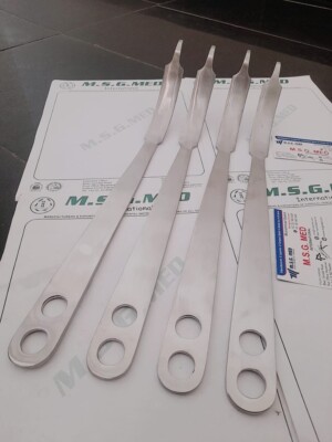 Orthopedic Long Curved Hohmann Inferior Hip Elevator 40cm Length 22mm Width 3PCS