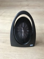 Design Uhr von der Volksbank