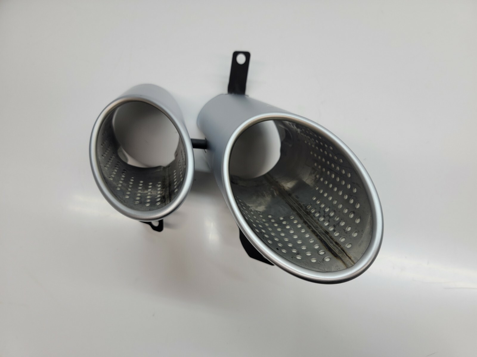 LAMBORGHINI HURACAN REAR RIGHT PASSENGER SIDE EXHAUST MUFFLER TIP OEM 4T0071910