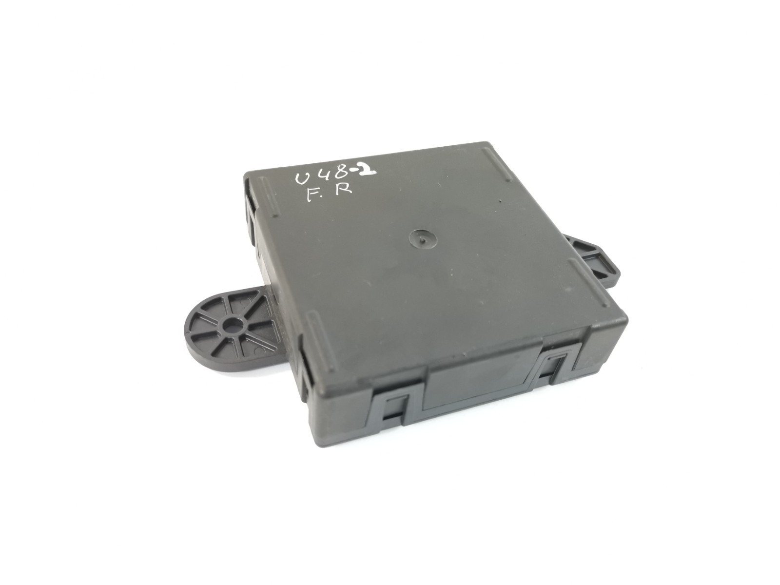 Maserati Ghibli S Q4 2014 Front Right Door control module P/N 52851639AC