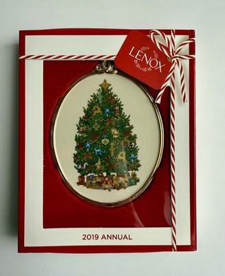Lenox 2019 Trees Around the World Ornament - Scotland - NIB