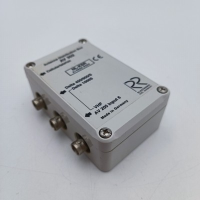 RR ELECTRONICS AV 302 Antenna Distribution Box Delta 1000S 450S Marine VHF AV302