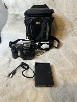 Sony Cyber-shot DSC-H10 8,1 Megapixel Digitalkamera - CR