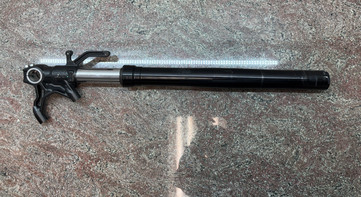 2024-2025 Kawasaki Ninja ZX-6R ZX636 Right Front Fork Suspension