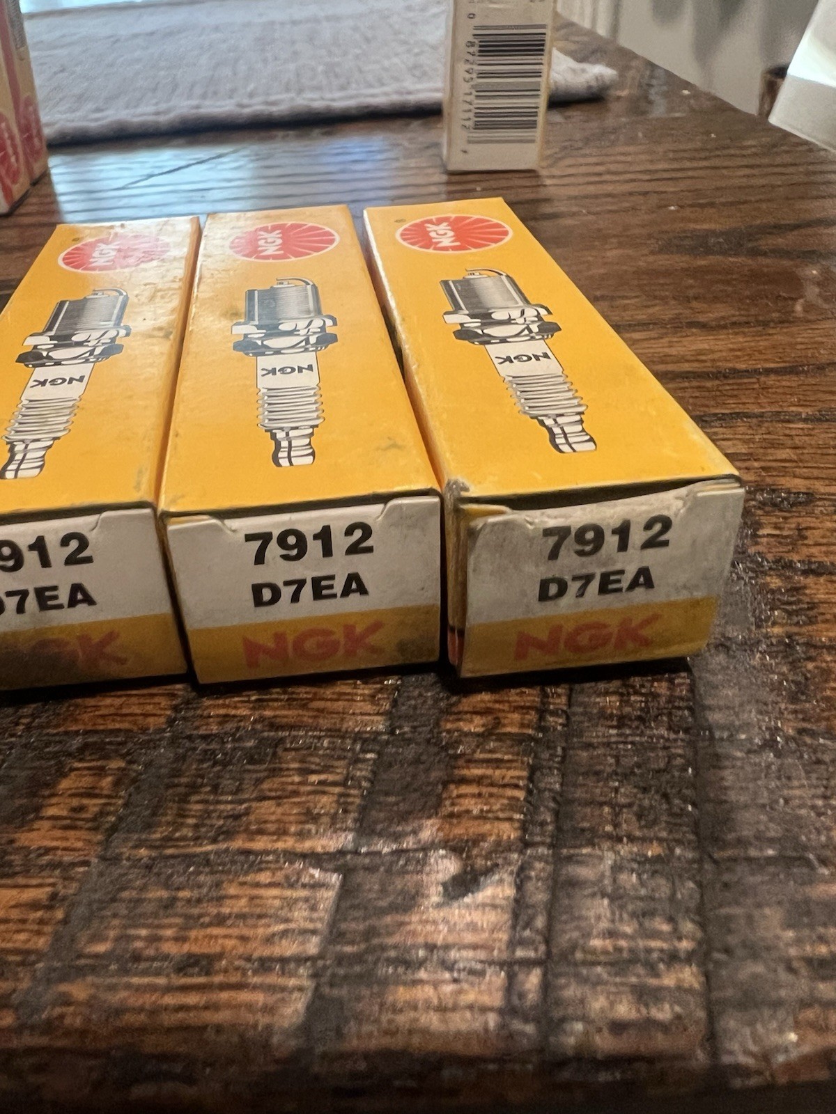 NGK 7912 D7EA STANDARD SPARK PLUG MOTORCYCLES  BMW HONDA KAWASAKI SUZUKI YAMAHA