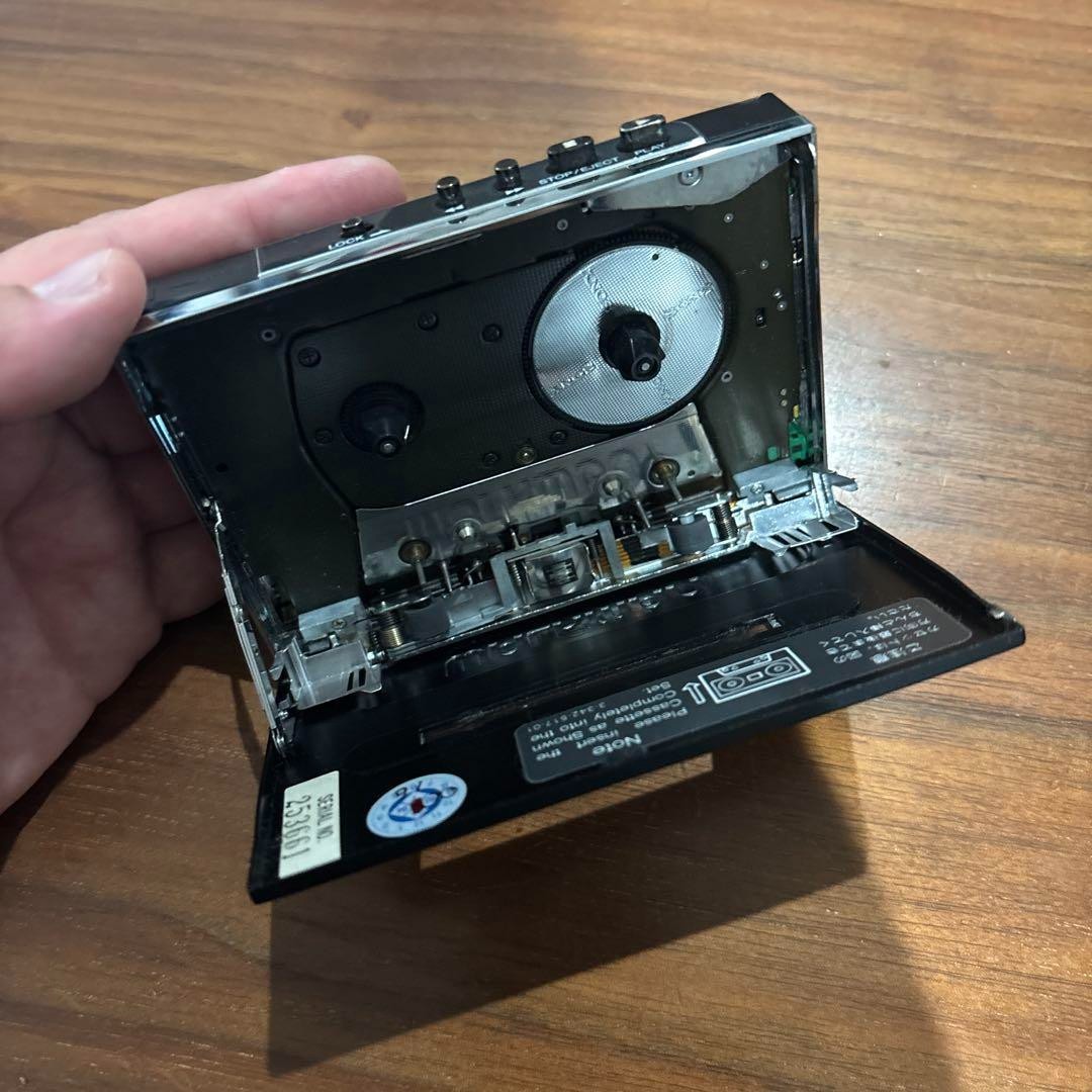 JUNK Sony Walkman WM-501 Black Cassette Player Portable Vintage