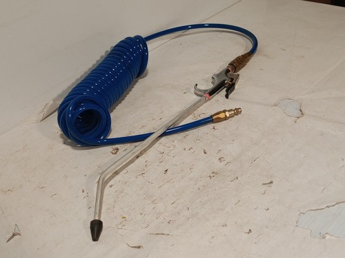 Merlin air blow gun with blue recoil hose, 1/4in quick connects, 150 PSI