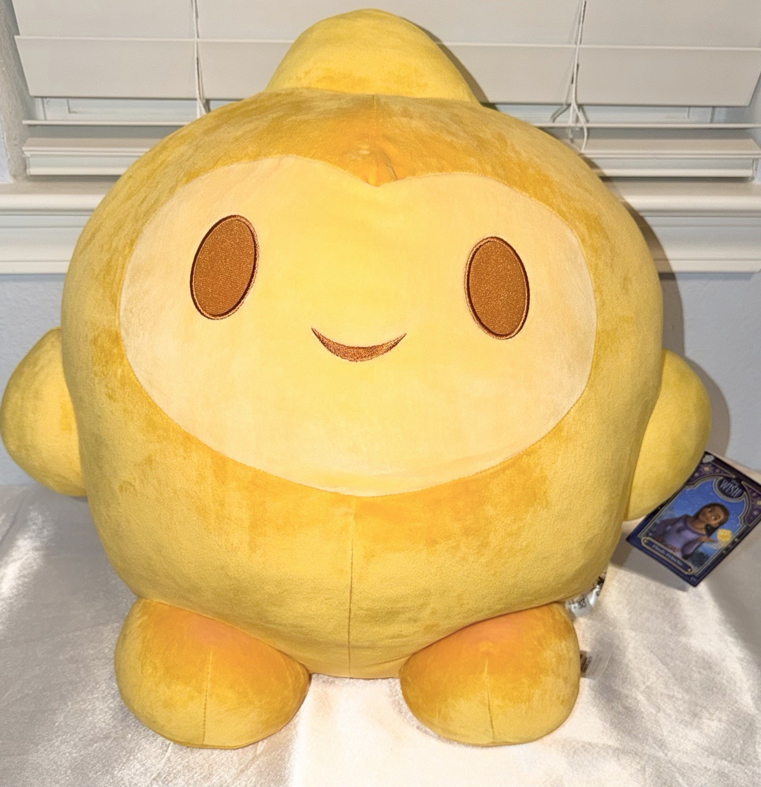 ¡Nuevo! Disney’s Wish Peluche Estrella - Cuddleez Super Grande