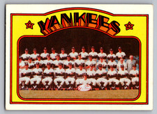 1972 TOPPS #237 NEW YORK YANKEES TEAM CARD W/THURMAN MUNSON