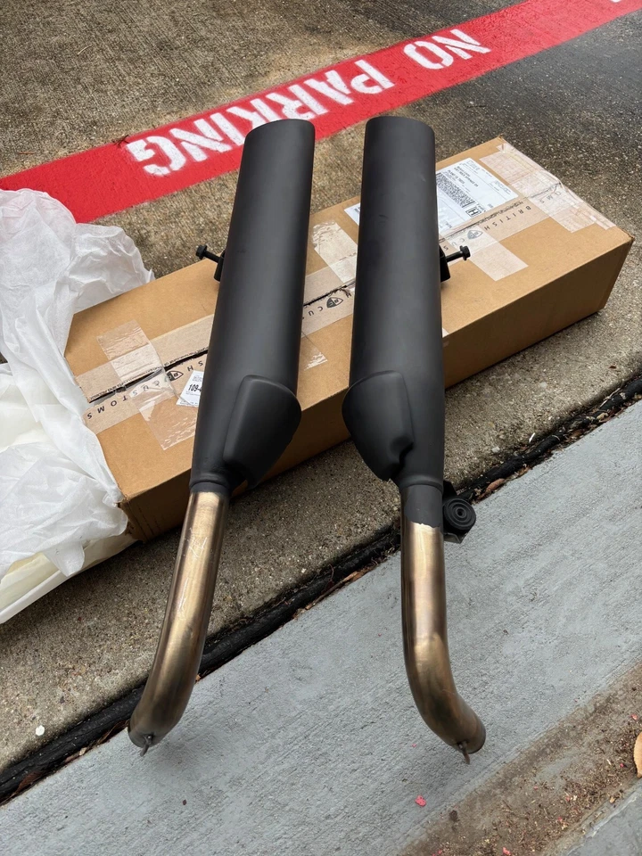 2023 Triumph Bobber Factory Exhaust BLACK - Image 2 of 3