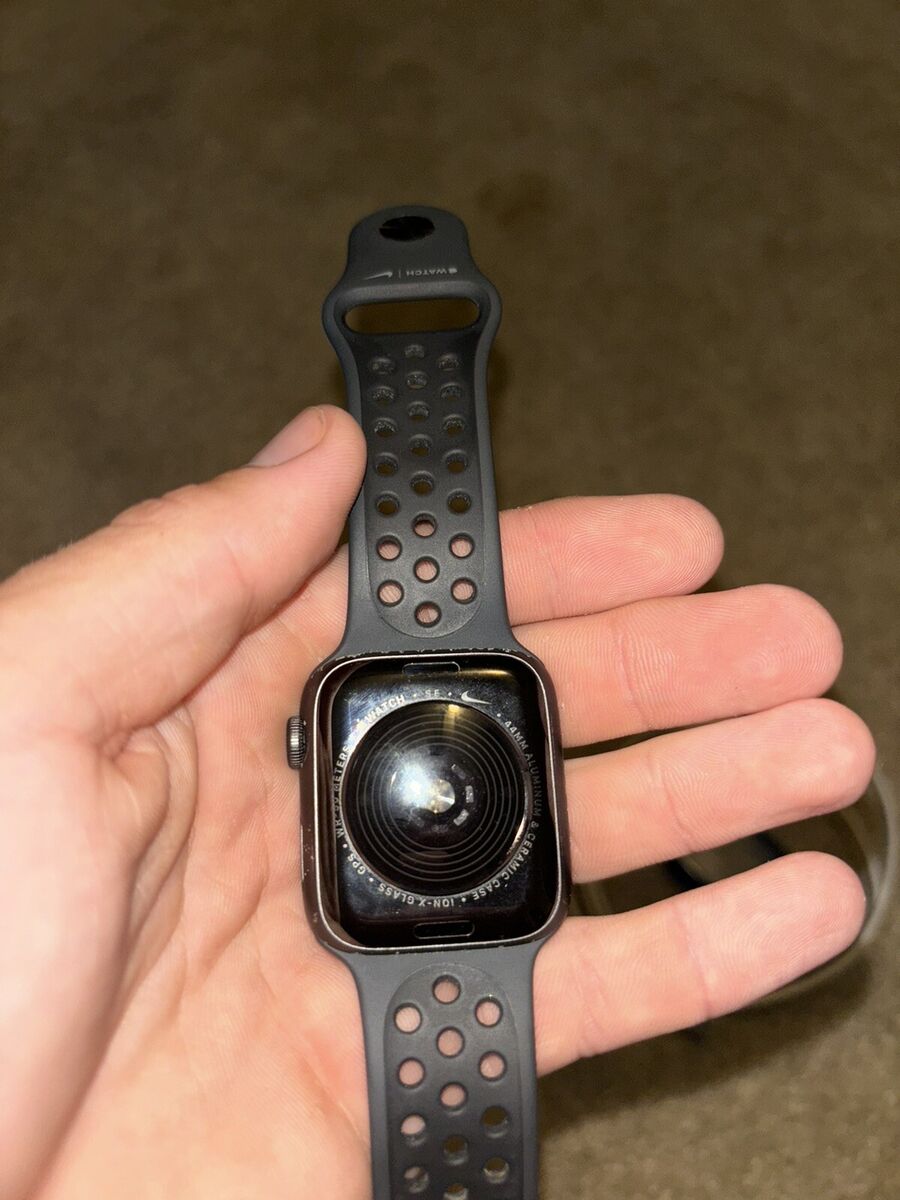 Apple Watch SERISE3 ナイキ Apple Apple Watch Nike+ Series 3 GPSモデル 38mm MTF12J/A