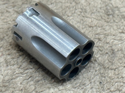 NAA North America Arms 22 LR Mini Derringer Revolver Part(s): Cylinder 5 Rd #2 - Picture 5 of 11