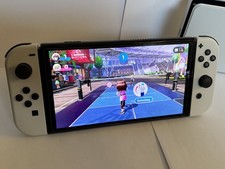 Nintendo Switch OLED-Modell 64GB Handheld -Spielekonsole - Weiß