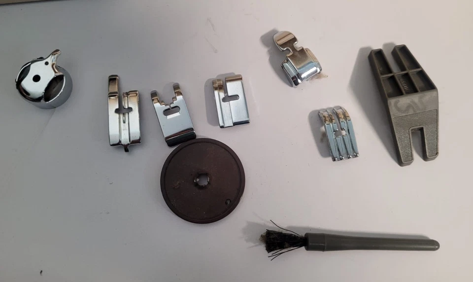 Riccar Computer 840 ☆ computergesteuerte Freiarm-Nähmaschine - Bild 2 von 4