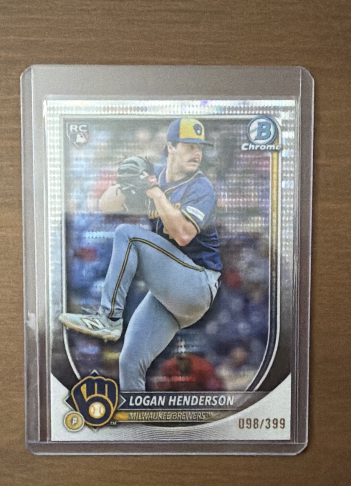 2025 Bowman Chrome - Logan Henderson #92 Pulsar Refractor /399 (RC)