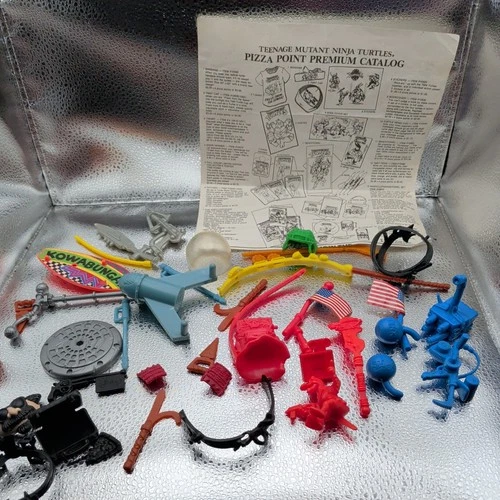 Big 40+ Peice Misc Accessory Parts For Teenage Mutant Ninja Turtles 1988 TMNT