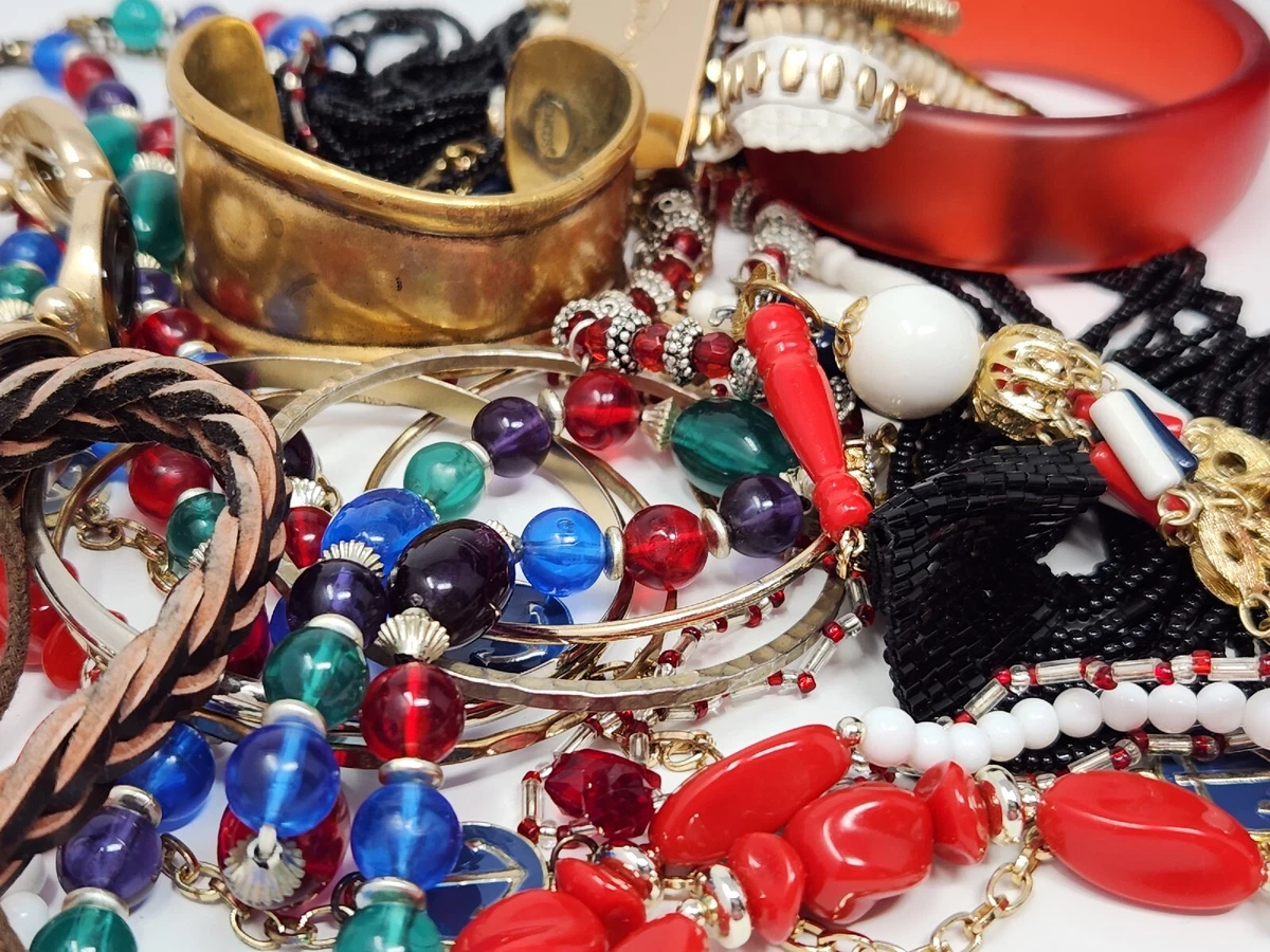 Mixed Lot Modern Costume Jewelry Multicolor 17 Pieces Necklaces