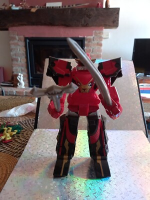 HASBRO POWER RANGERS BEAST MORPHER RACER ZORD 25 CM