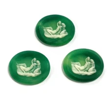 6 Vintage Lying Down Lovers Kissing Jade Green Resin 23x19mm. Oval Cameos L525