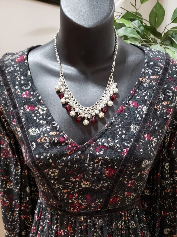 Maxi vestido largo manga larga cuello redondo 100 % rayón negro New Directions para mujer 14 Foto 2 de 4