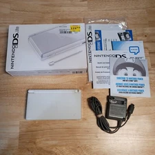 Nintendo DS Lite Handheld Console White CIB Complete in Box - Tested