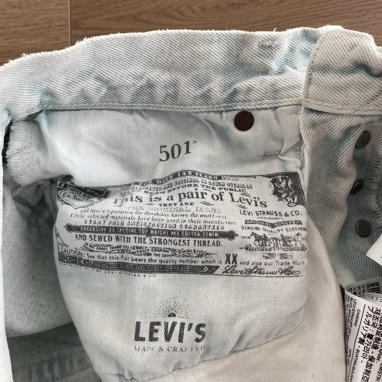 MADE & CRAFTED LEVI'S 501 ORIGINAL Light Wash Unisex Size 24/32 thumbnail 5