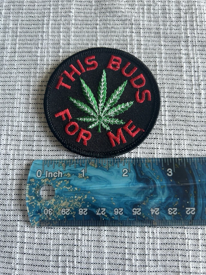 A Set Of Eight Hemp themed patches - Image 4 of 4