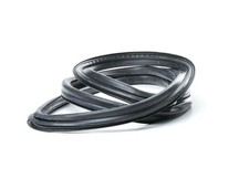 FEBI BILSTEIN Dichtung Heckscheibe 08893 EPDM (Ethylen-Propylen-Dien-Kautschuk) FEBI BILSTEIN Dichtung Heckscheibe 08893 EPDM (Ethylen-Propylen-Dien-Kautschuk)