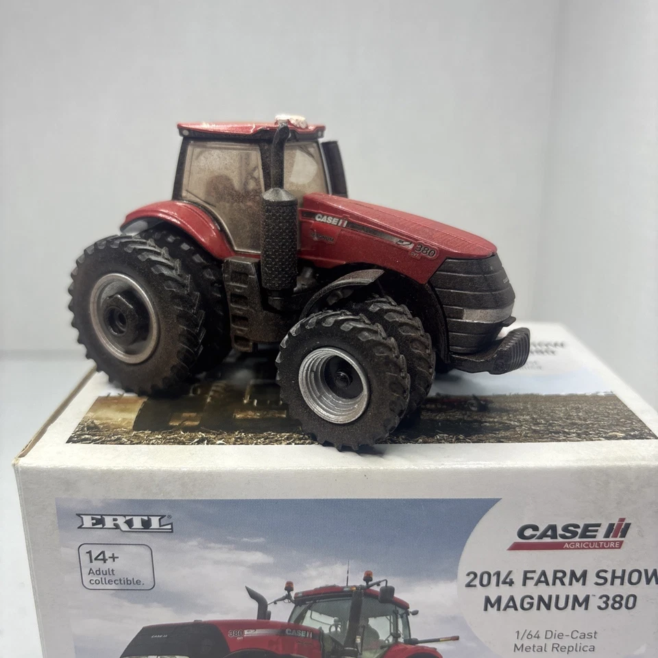 1/64 Case IH Dusty Magnum 380 Tractor Duals 2014 Farm Show - Ertl ZFN14929A - Image 2 of 3