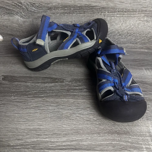 Keen CNX Sandals Kids Sz 13 Hiking Gray Blue Washable Footwear Outdoor