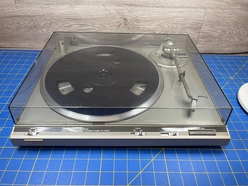 TECHNICS SL-Q350 Turntable For parts  Repair  UNTESTED, no power cord.