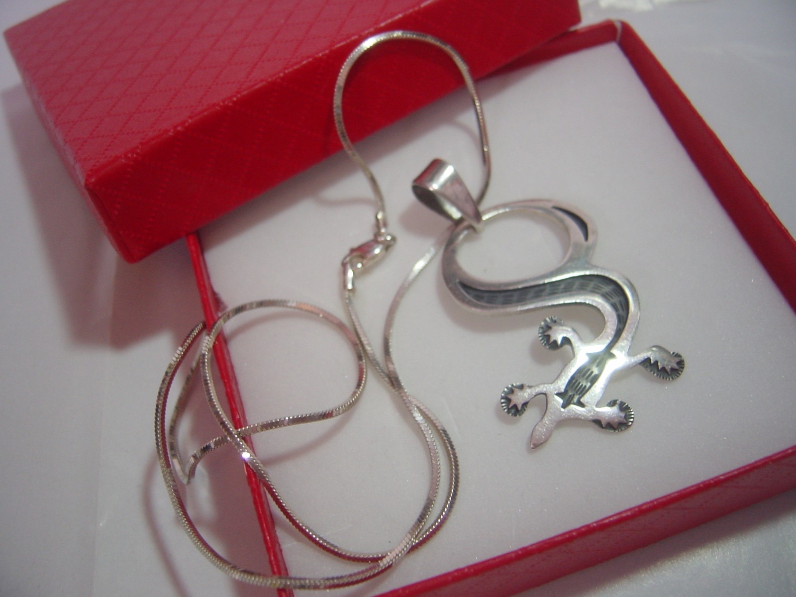 vintage solid silver OUTSTANDING necklace-18"snak… - image 3