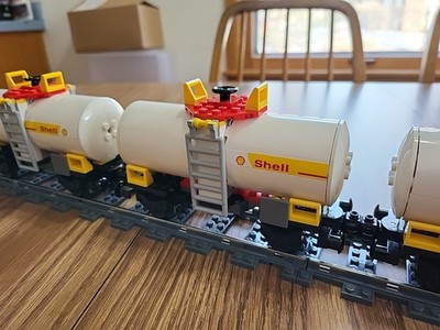 Lego Custom Shell Tanker Car, MOC, Octan 7939